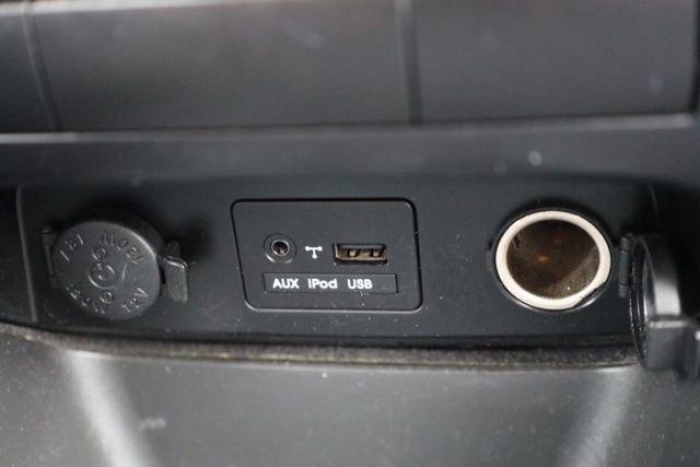 Used 2012 Kia Sorento LX w/ Third Row Pkg image 25