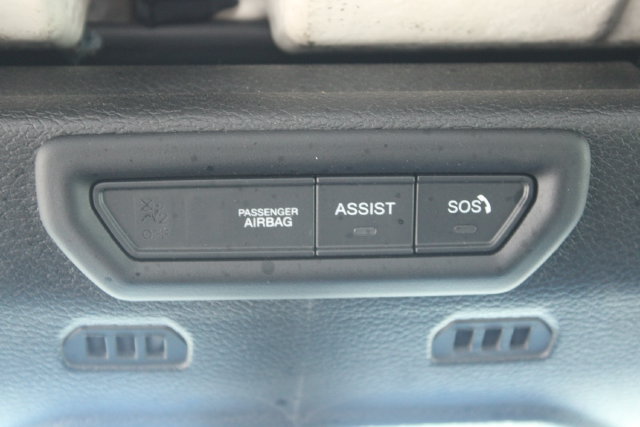Used 2022 Jeep Wrangler Unlimited Rubicon 4xe w/ Dual Top Group AWD/4WD image 40