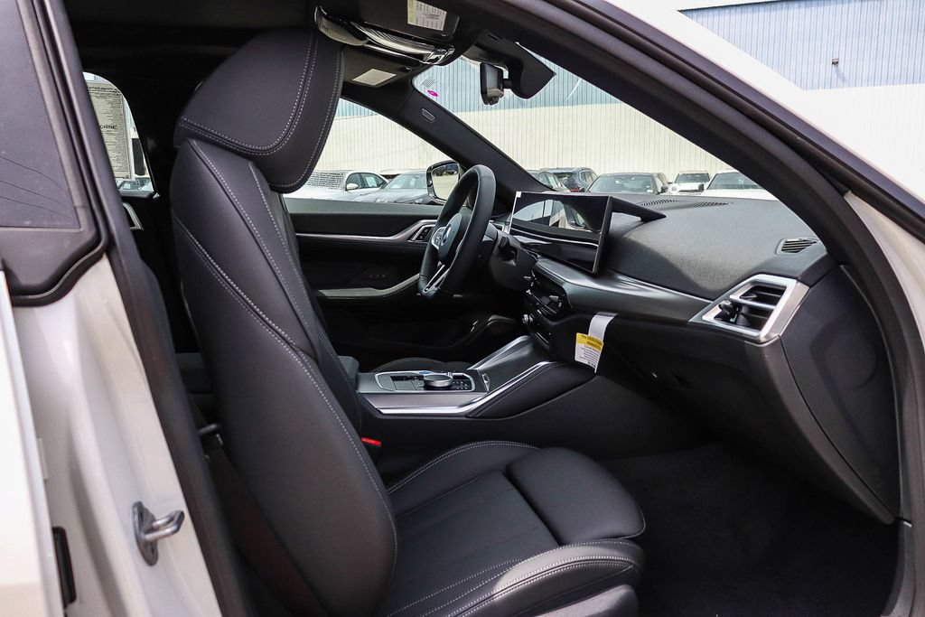 New 2026 BMW i4 eDrive40 w/ M Sport Package RWD image 16