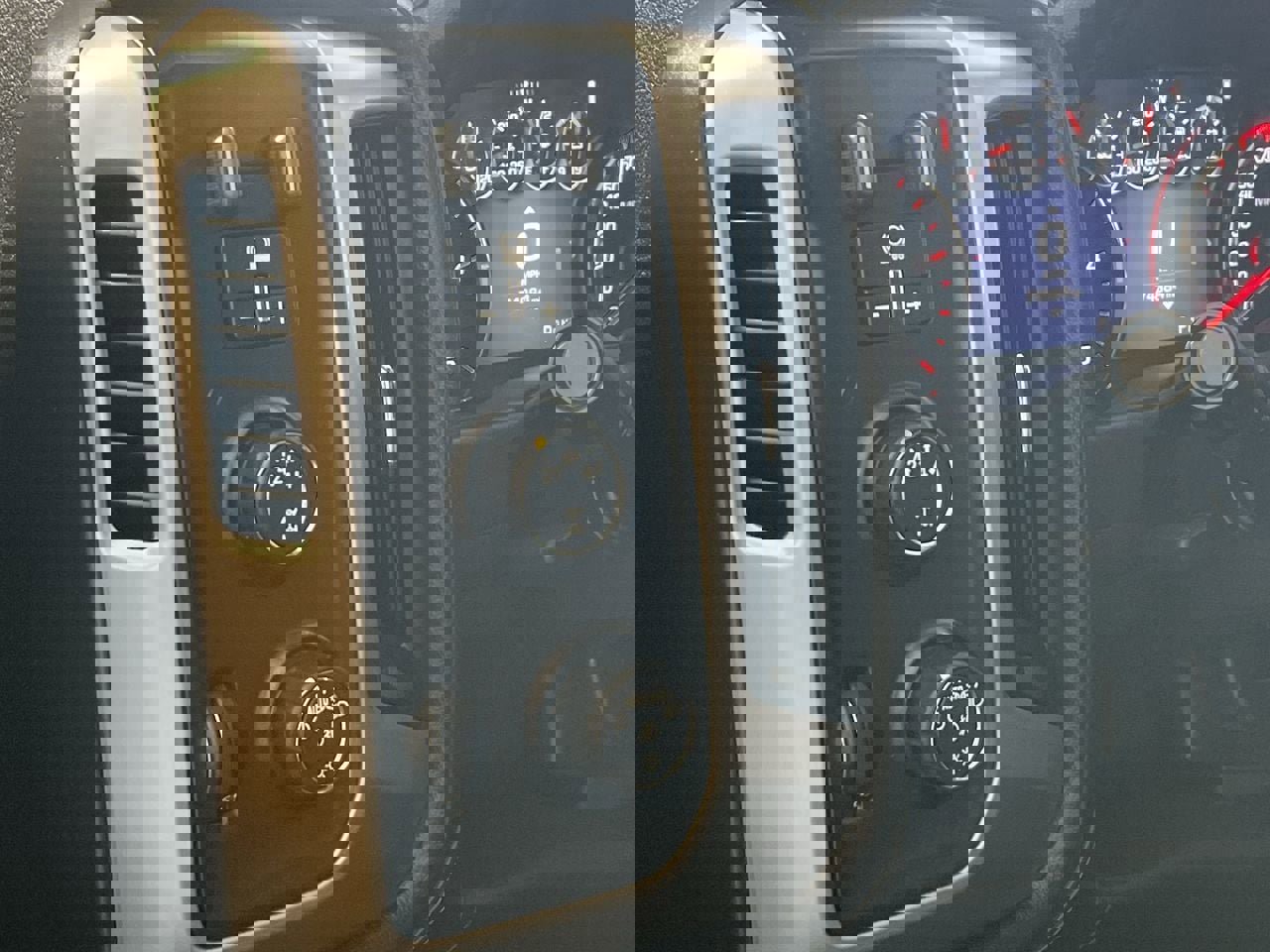 Used 2016 GMC Sierra 2500 Denali w/ Duramax Plus Package image 12