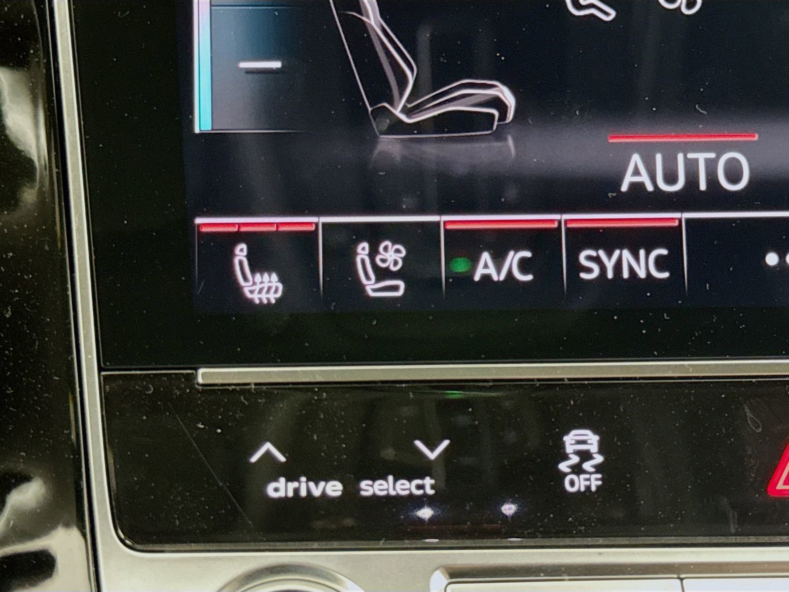 New 2026 Audi Q8 Premium Plus AWD/4WD image 21