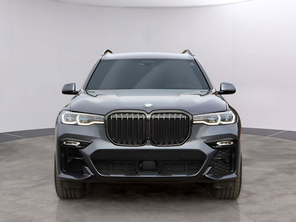 Used 2022 BMW X7 M50i w/ Dynamic Handling Package AWD/4WD image 2