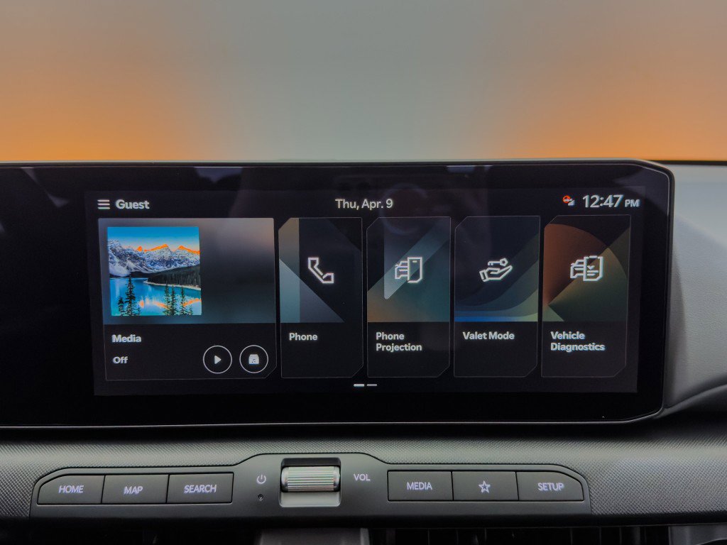 Used 2025 Kia K4 LX image 32