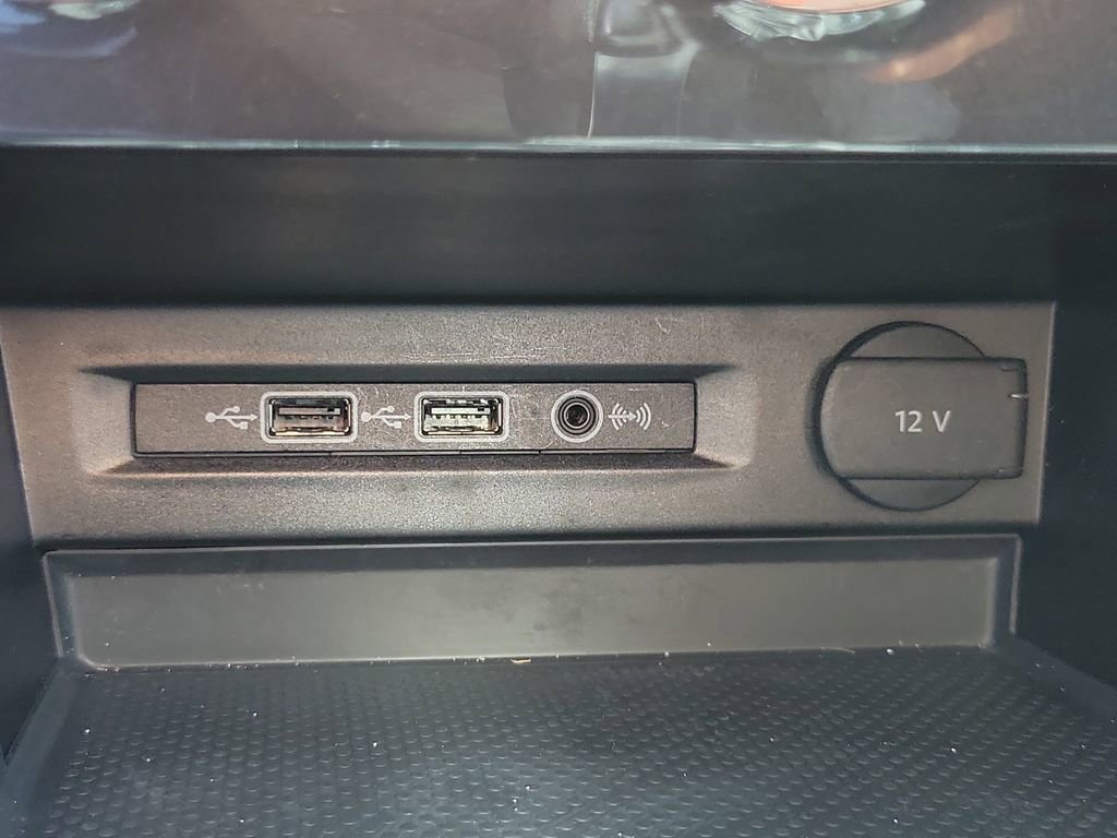 Used 2019 Volkswagen Tiguan SEL image 26