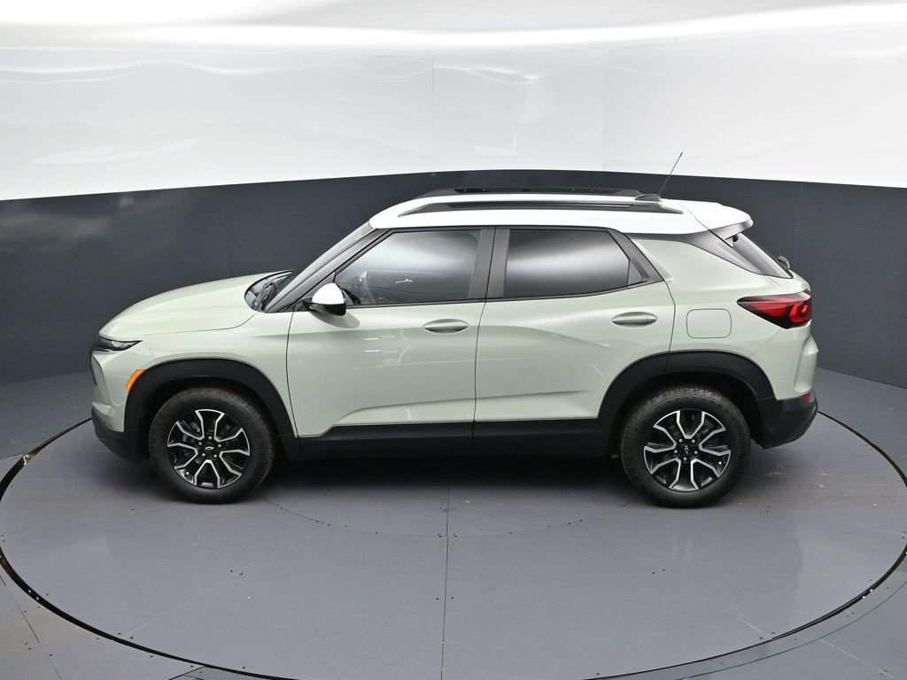 Used 2025 Chevrolet TrailBlazer ACTIV w/ Convenience Package image 33