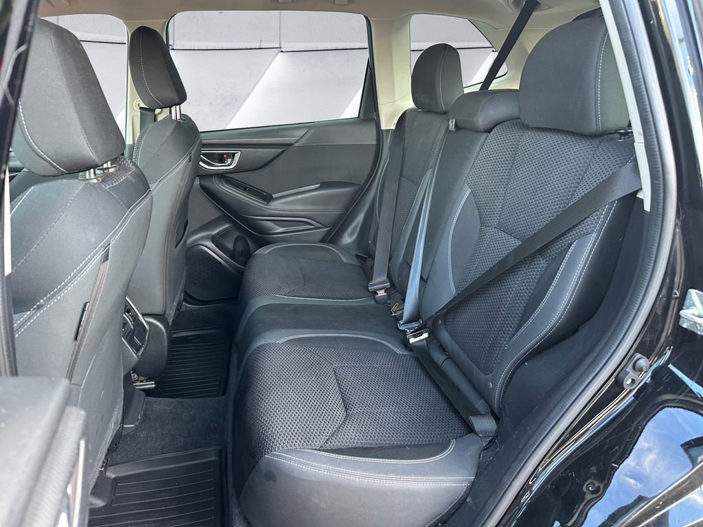 Used 2022 Subaru Forester Premium image 18