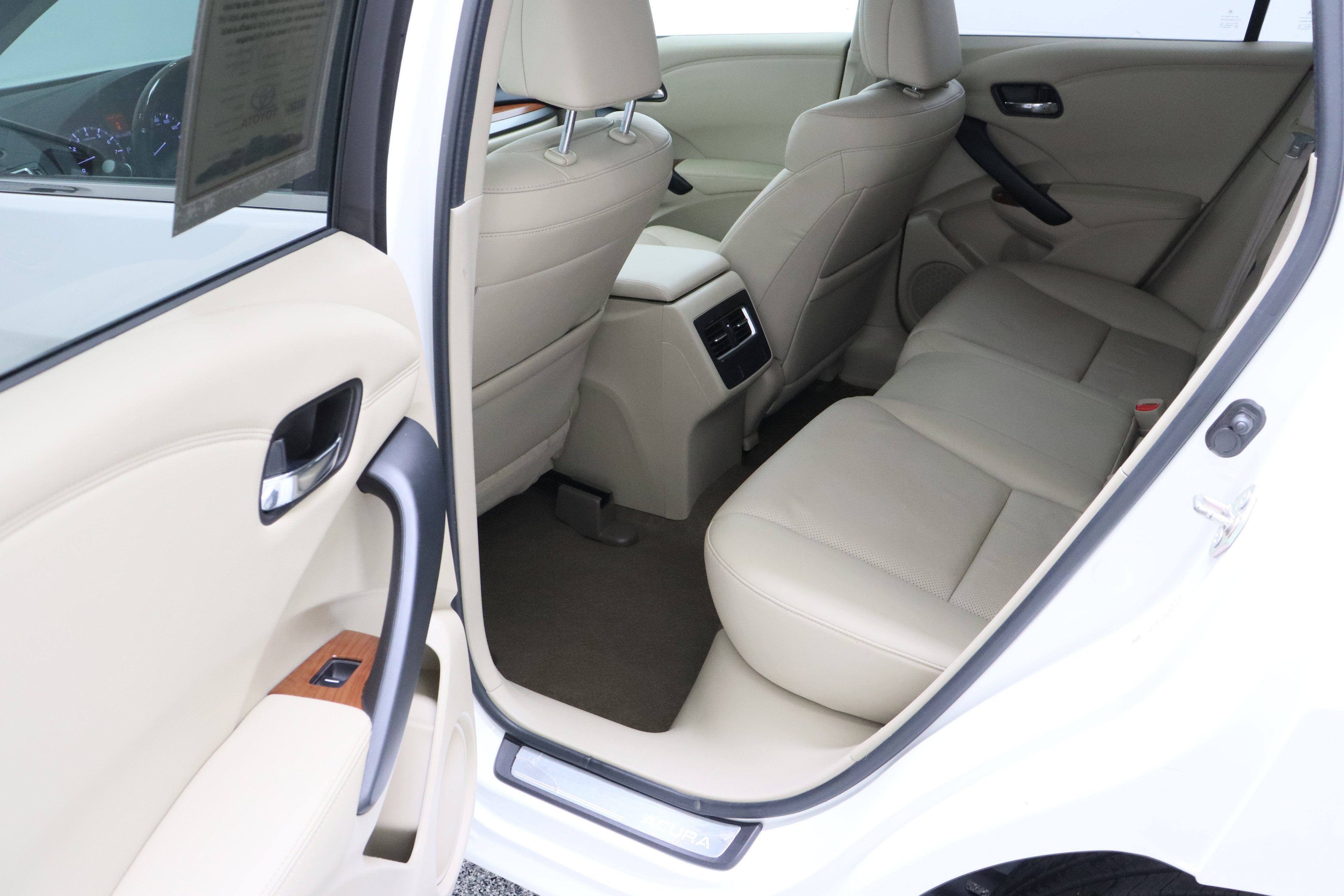 Used 2016 Acura RDX FWD w/ Technology Package image 30