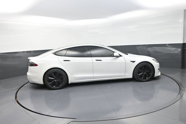 Used 2022 Tesla Model S image 32