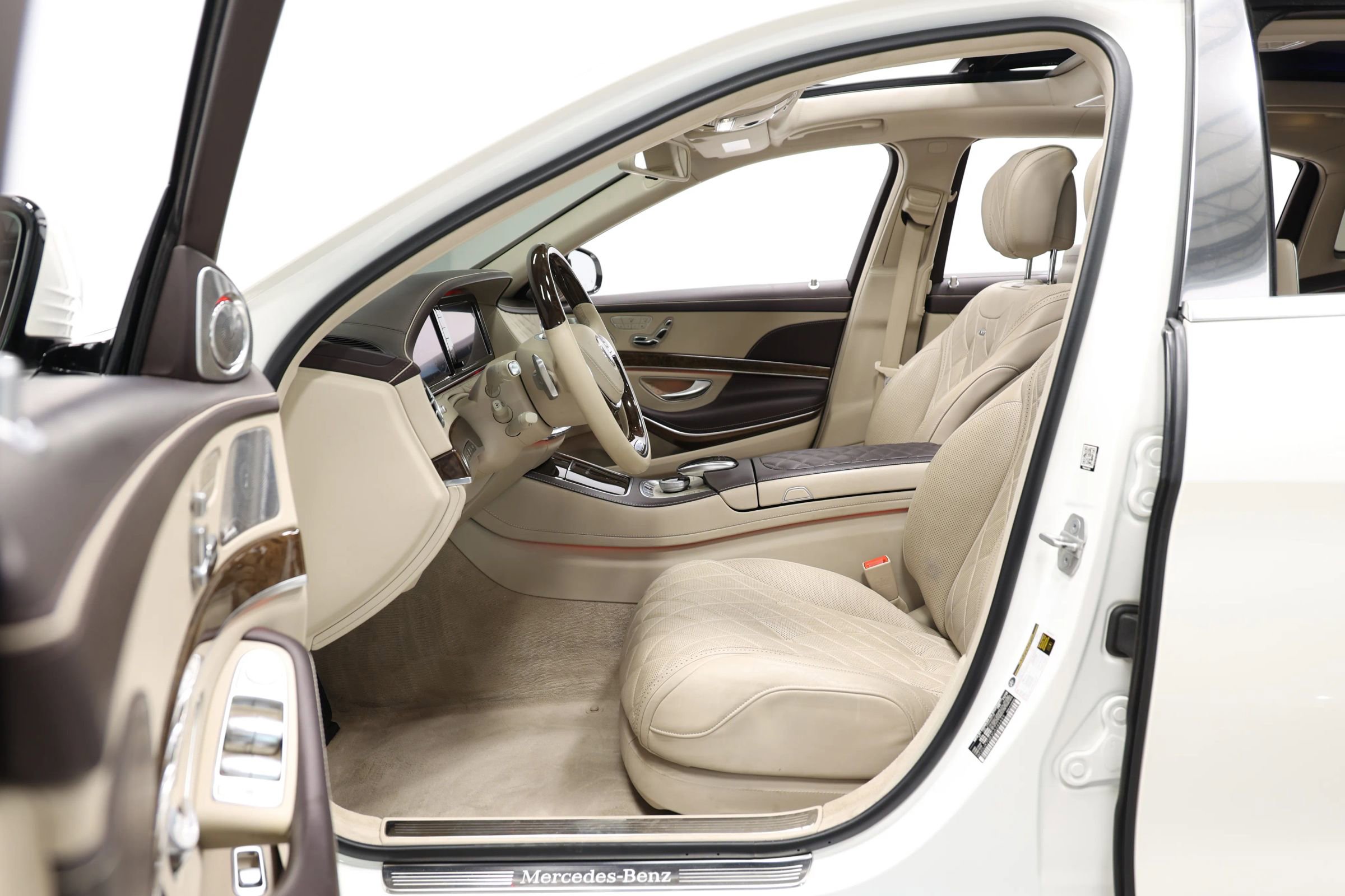 Used 2016 Mercedes-Benz Maybach S 600 image 16