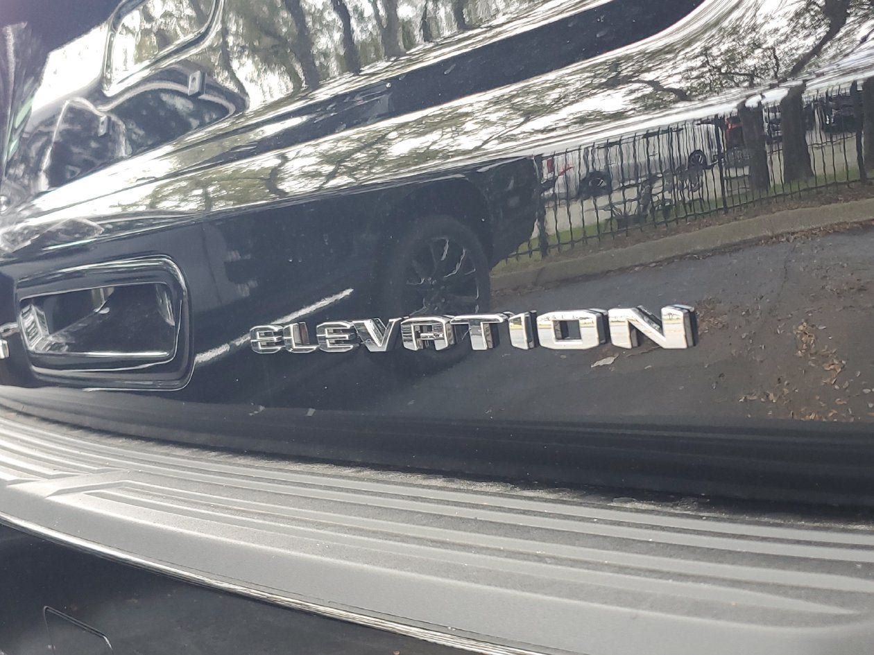 New 2027 GMC Yukon XL Elevation w/ Elevation Premium Package AWD/4WD image 9