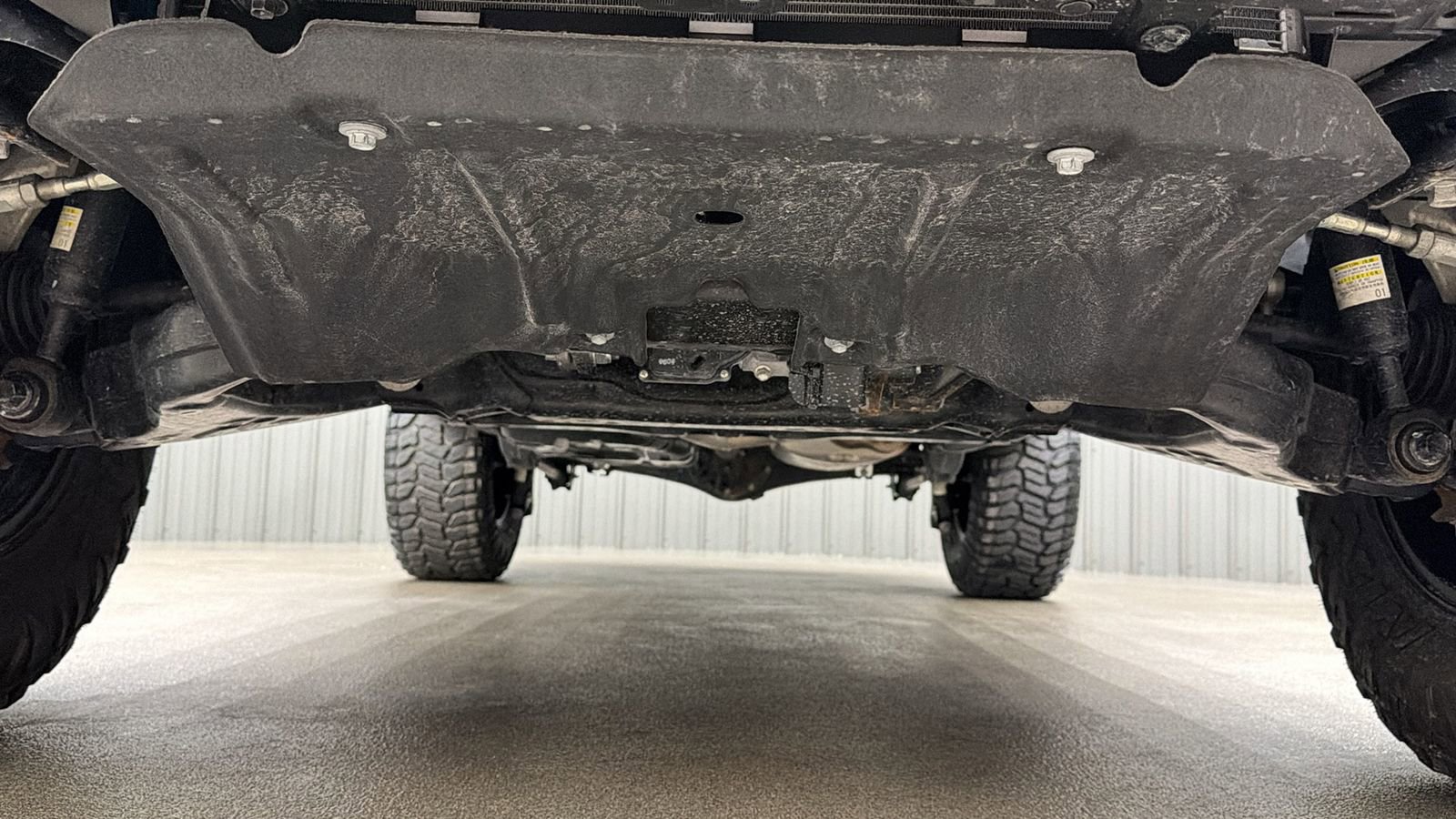 Used 2025 Toyota 4Runner SR5 AWD/4WD image 15