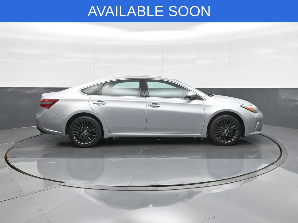 Used 2017 Toyota Avalon Touring w/ Carpet Mat Package FWD image 8