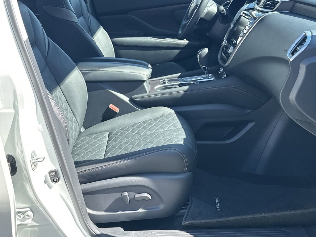 Used 2024 Nissan Murano Platinum w/ Cargo Package image 14