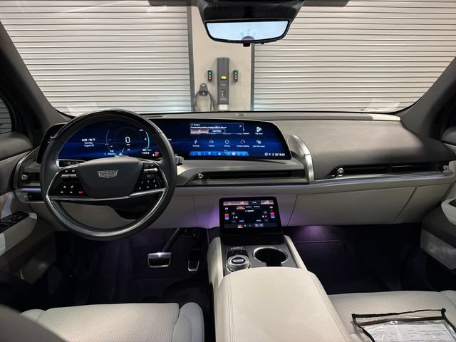 Certified 2026 Cadillac Vistiq Sport AWD/4WD image 12