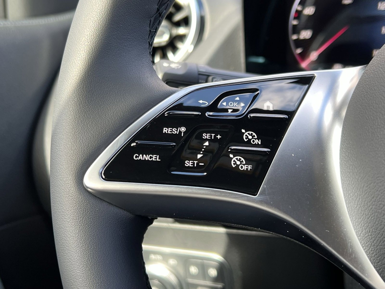 New 2026 Mercedes-Benz GLA 250 4MATIC image 30