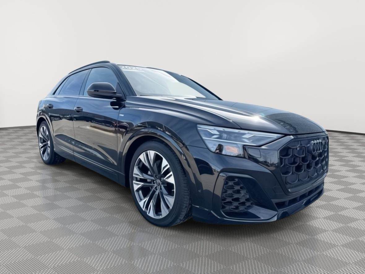 Certified 2025 Audi Q8 Prestige w/ Prestige Package AWD/4WD image 7