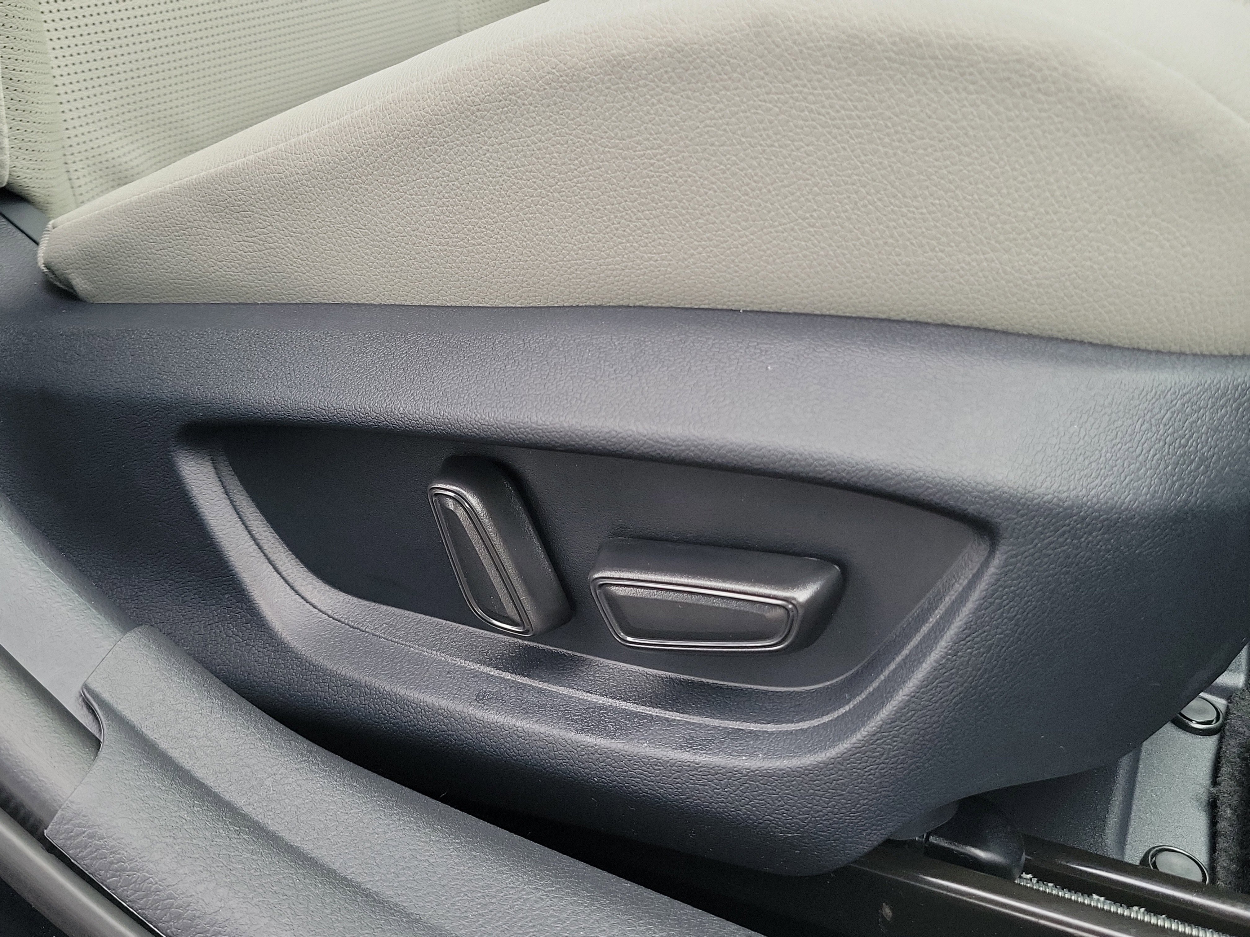 New 2026 Toyota Camry XLE w/ Premium Plus Package image 33