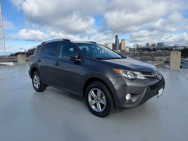 Used 2015 Toyota RAV4 XLE image 1
