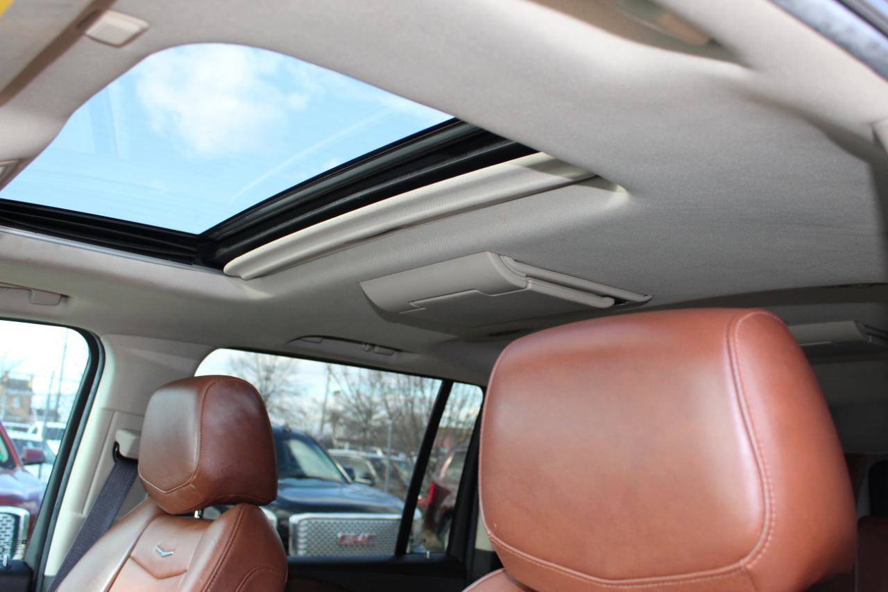 Used 2016 Cadillac Escalade ESV Premium AWD/4WD image 13