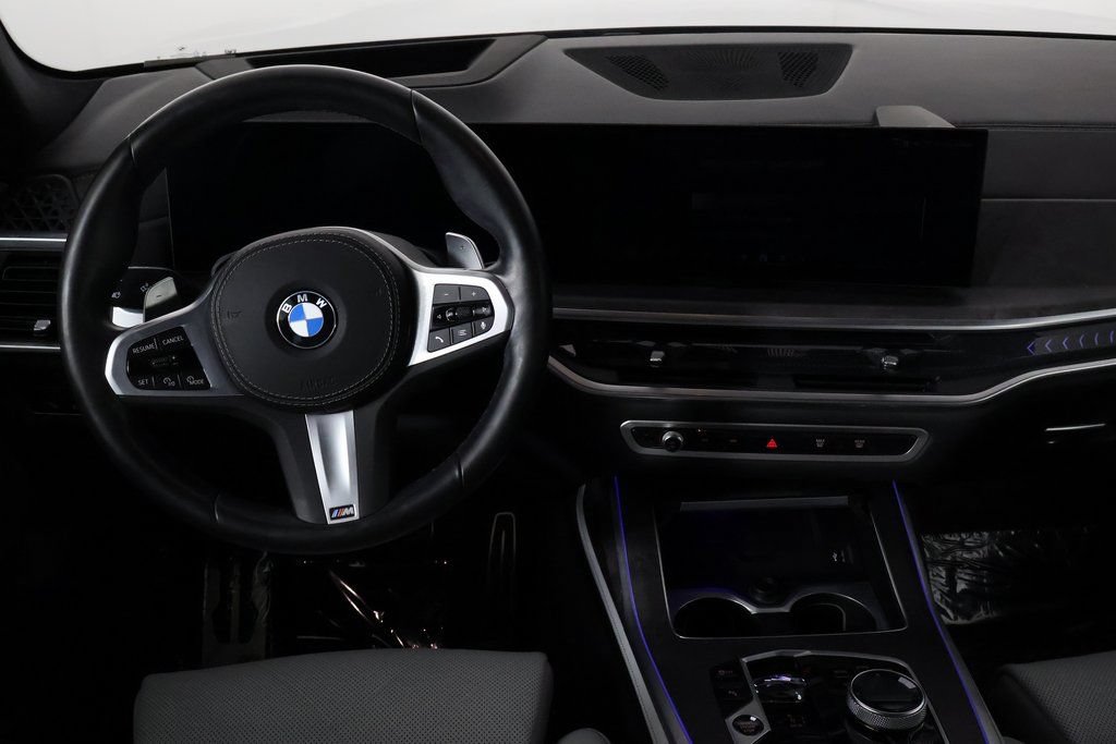 Used 2024 BMW X7 xDrive40i w/ Executive Package AWD/4WD image 8