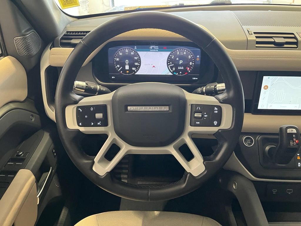 Certified 2020 Land Rover Defender 110 S AWD/4WD image 4