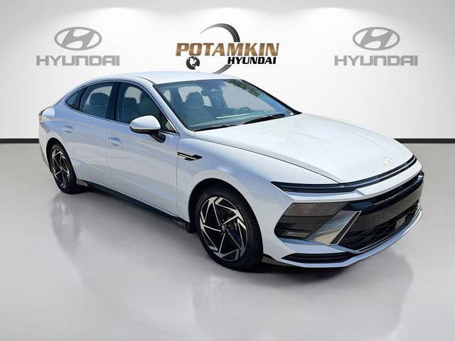 New 2026 Hyundai Sonata SEL image 3