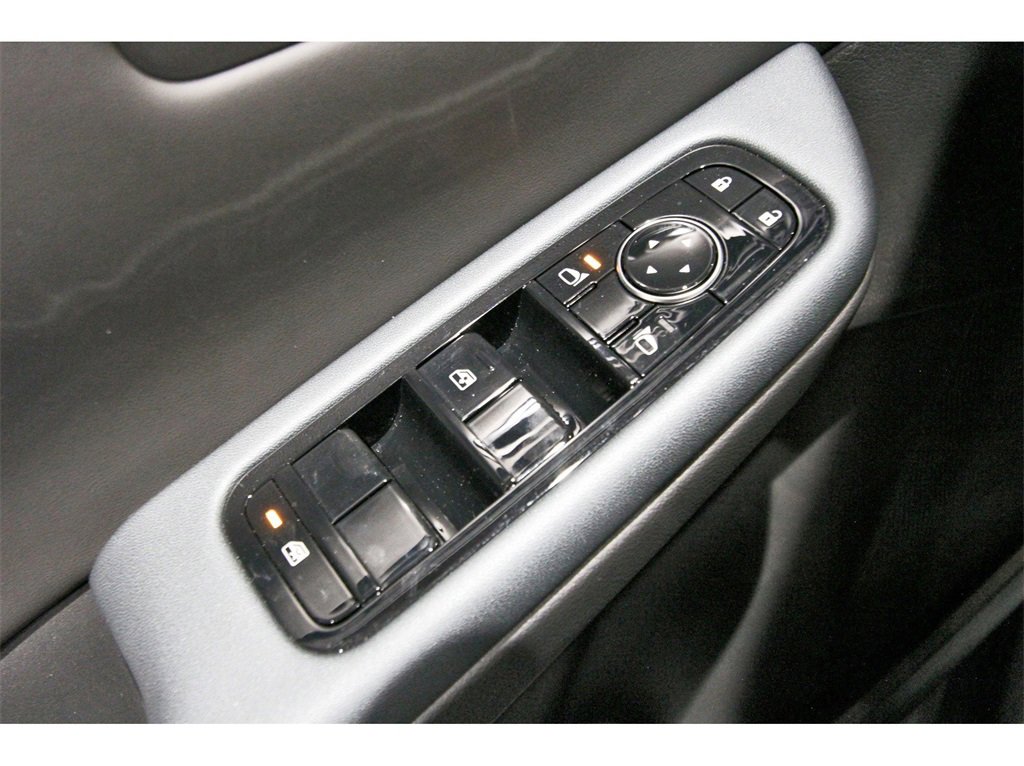 New 2026 Nissan Leaf Platinum+ w/ Cargo Package (Platinum+) image 21