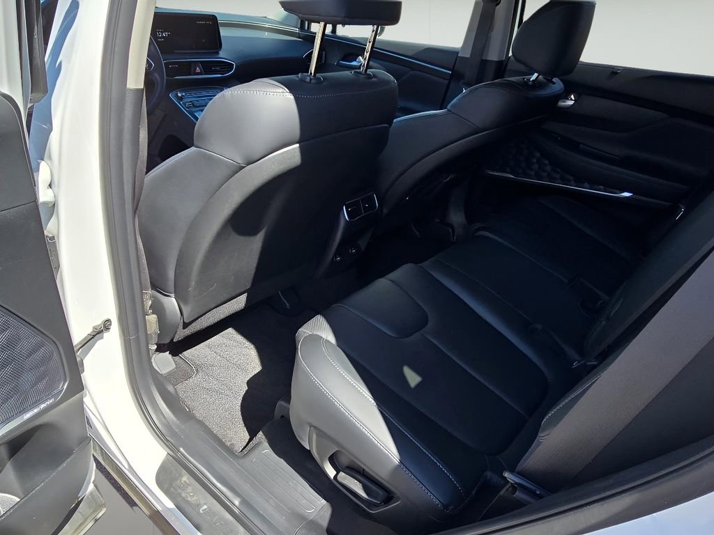 Used 2023 Hyundai Santa Fe SEL w/ Premium Package image 29