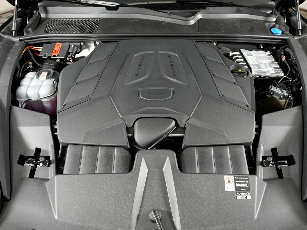 New 2026 Porsche Cayenne Coupe AWD/4WD image 41