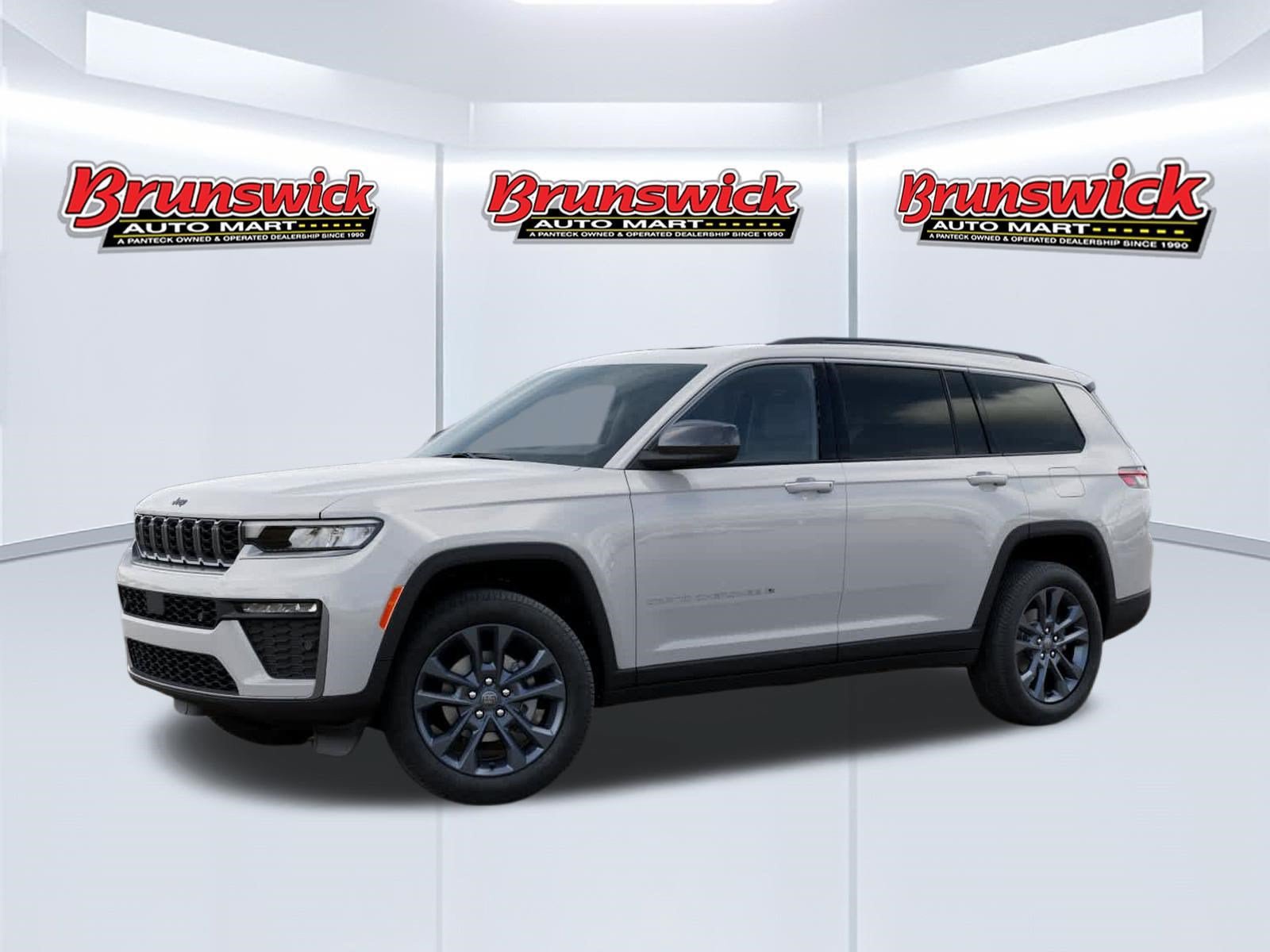 New 2026 Jeep Grand Cherokee L Limited AWD/4WD image 2