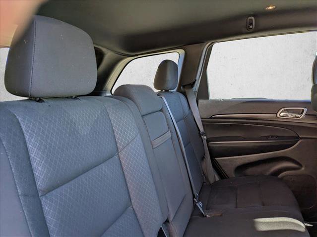 Used 2021 Jeep Grand Cherokee Laredo image 18