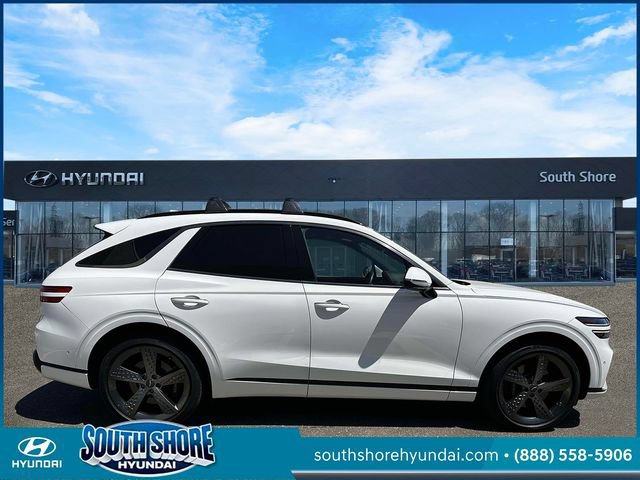 Used 2023 Genesis GV70 2.5T w/ Sport Prestige Package AWD/4WD image 5