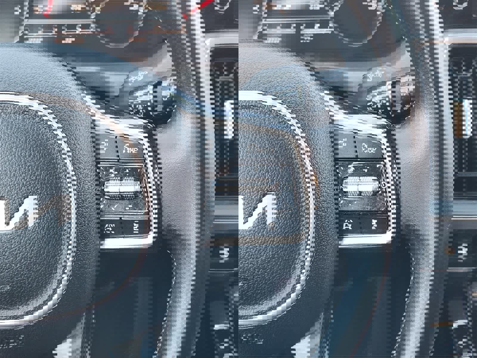 Used 2022 Kia Sorento EX w/ Panoramic Sunroof Package image 28