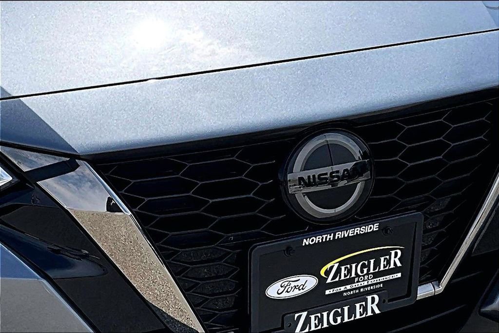 Used 2023 Nissan Sentra SR w/ Electronics Package FWD image 29