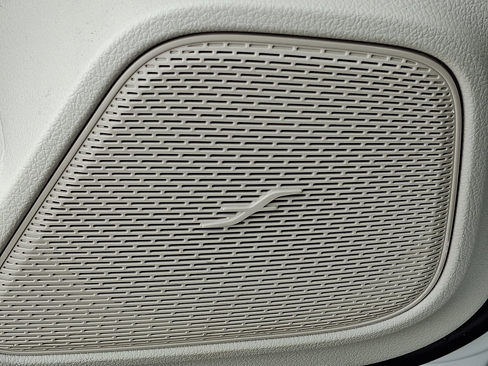 Certified 2025 Mercedes-Benz GLA 250 4MATIC image 24