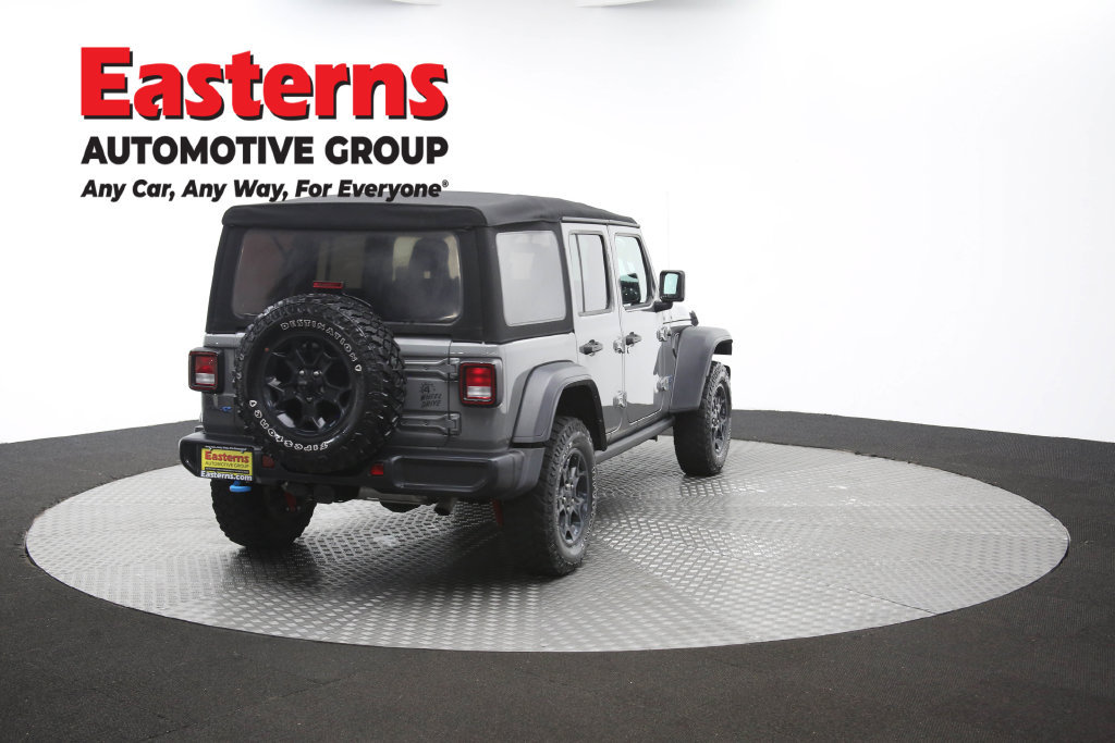 Used 2023 Jeep Wrangler Unlimited w/ Cold Weather Group AWD/4WD image 43