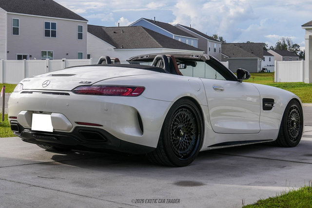 Used 2018 Mercedes-Benz AMG GT C image 8