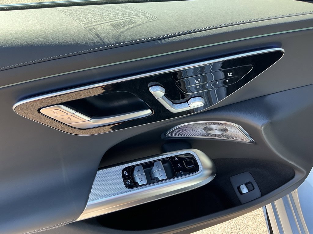 New 2027 Mercedes-Benz E 450 4MATIC Sedan image 16