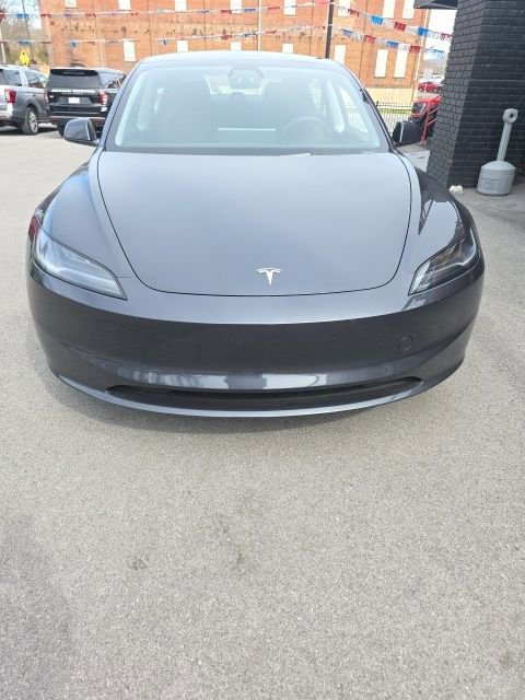 Used 2025 Tesla Model 3 Long Range image 2