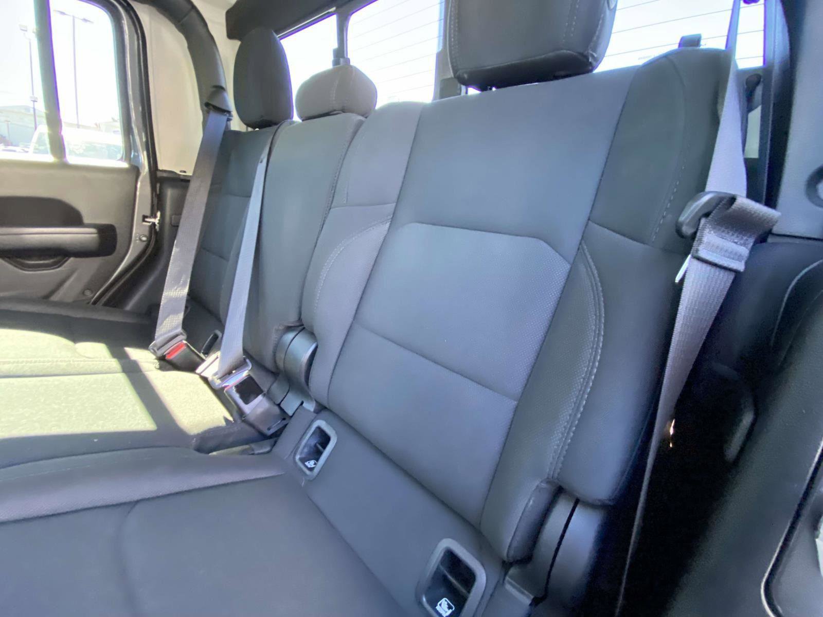 Used 2021 Jeep Gladiator Willys image 19