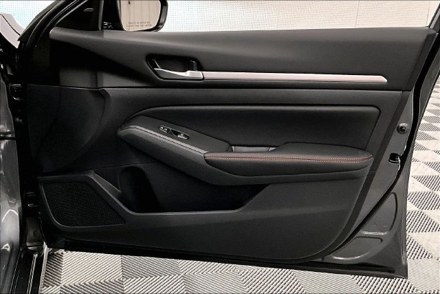 New 2026 Nissan Altima 2.5 SR FWD image 37
