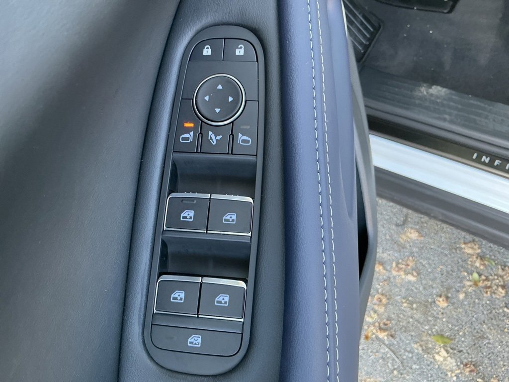 New 2026 INFINITI QX60 Sport w/ Dark Cargo Package image 24