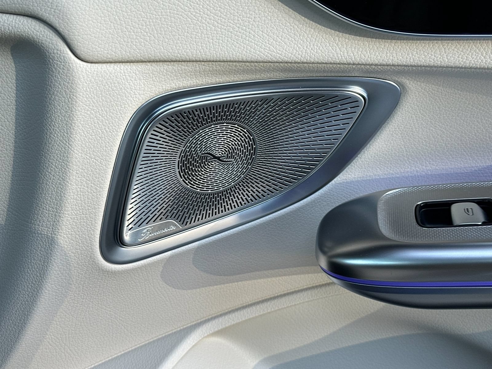 New 2027 Mercedes-Benz CLE 300 4MATIC Coupe image 18