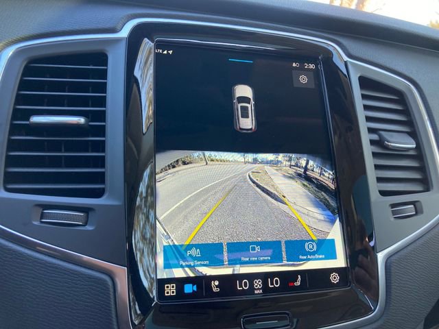 New 2025 Volvo XC90 T8 Core w/ Climate Package image 33