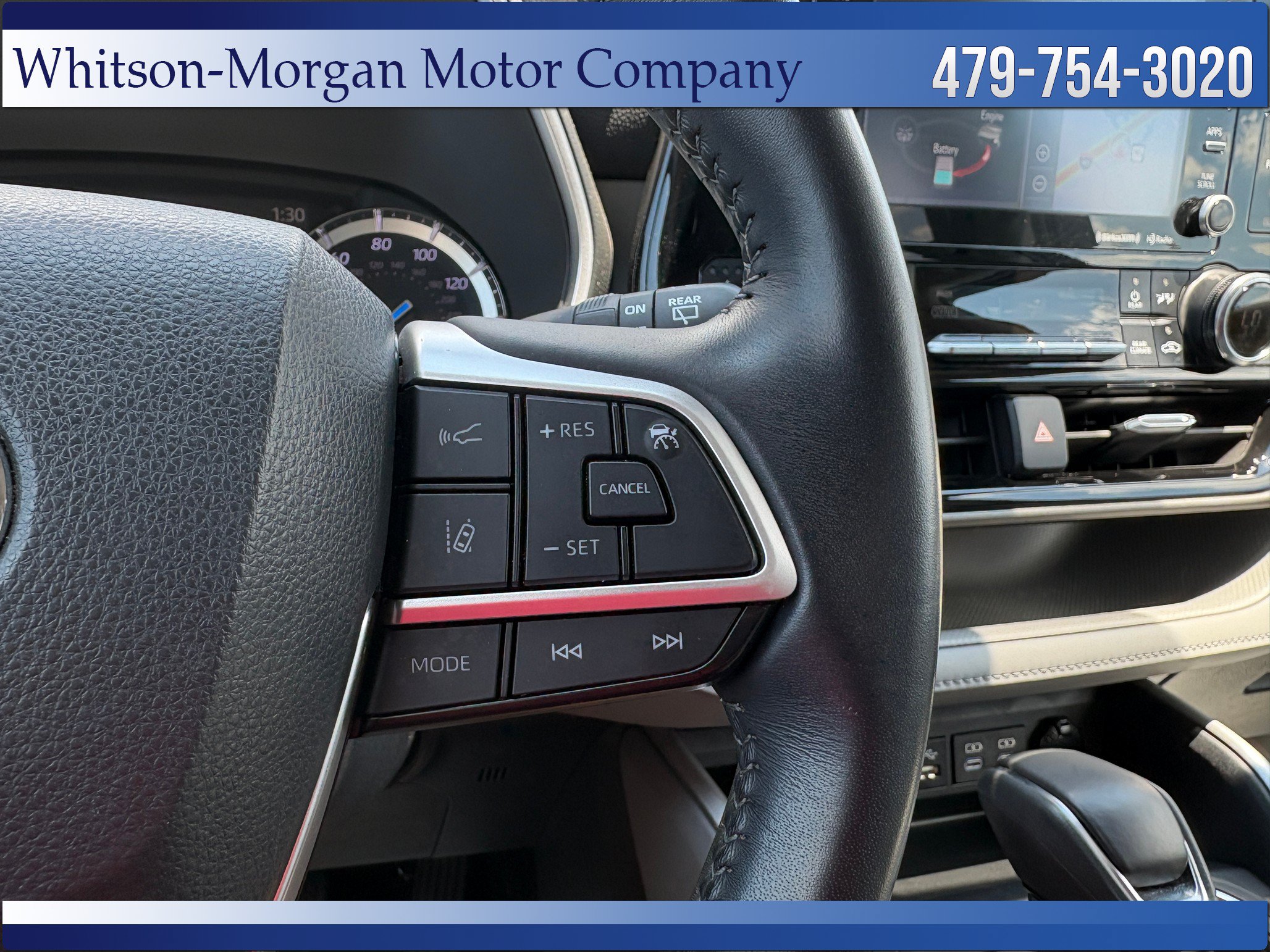 Used 2022 Toyota Highlander XLE AWD/4WD image 21