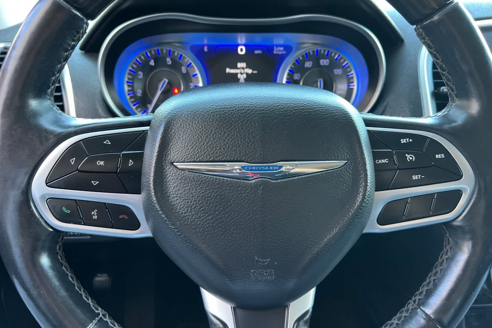 Used 2019 Chrysler 300 Limited RWD image 28