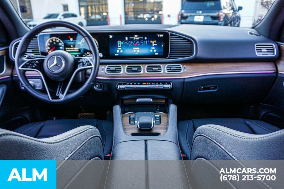 Used 2025 Mercedes-Benz GLE 450e 4MATIC image 25