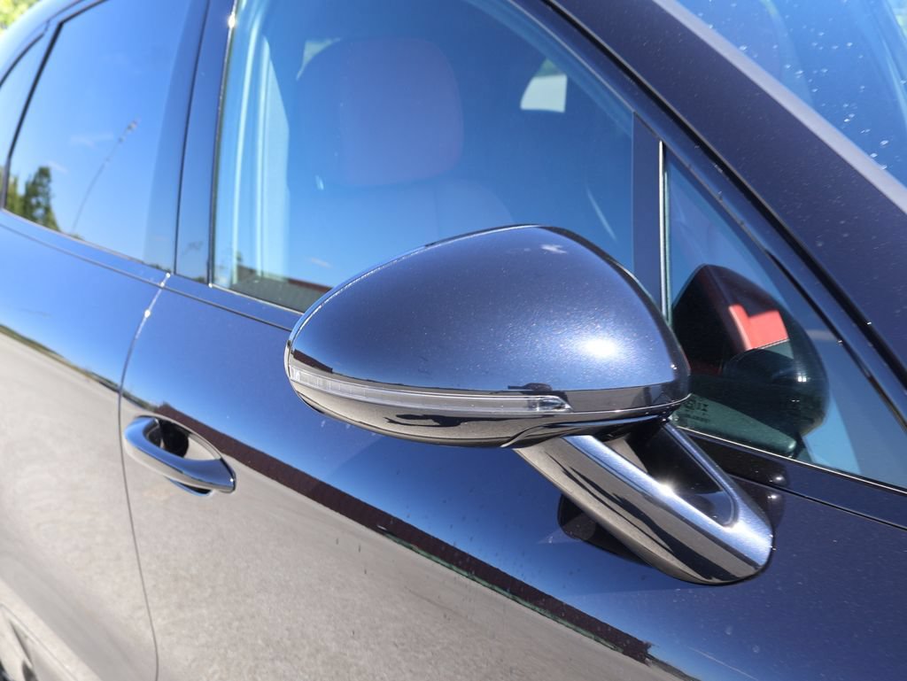Certified 2024 Porsche Macan S w/ Premium Plus Package AWD/4WD image 15