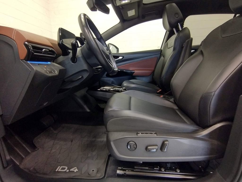 Certified 2021 Volkswagen ID.4 Pro S w/ Gradient Package image 20