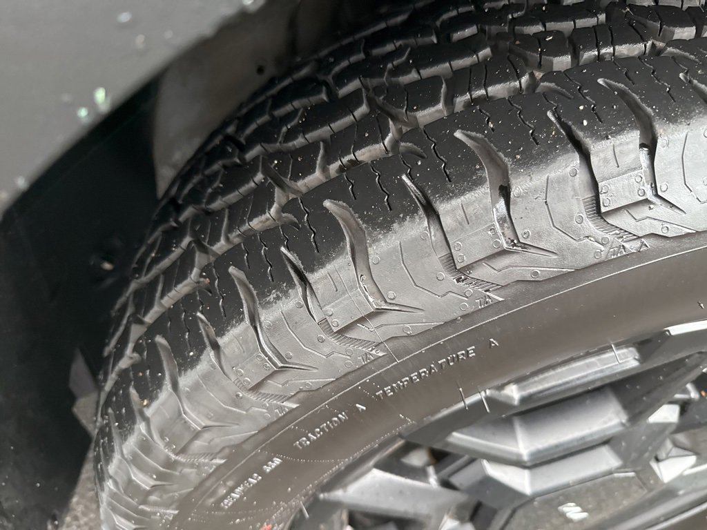 Used 2024 Kia Sorento SX Prestige image 10